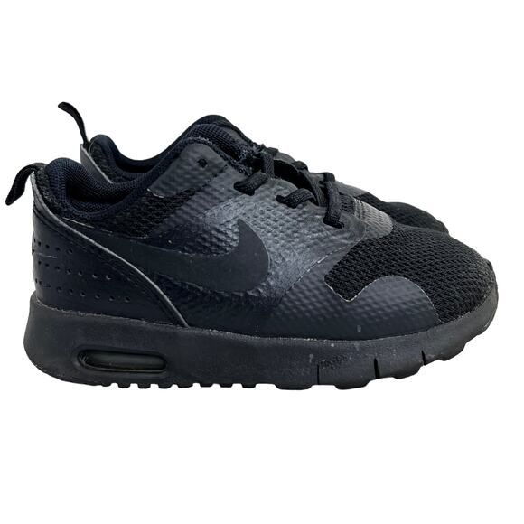 Nike Infant Low Top Sneakers Black Size 7C Lace Up Athletic Shoe